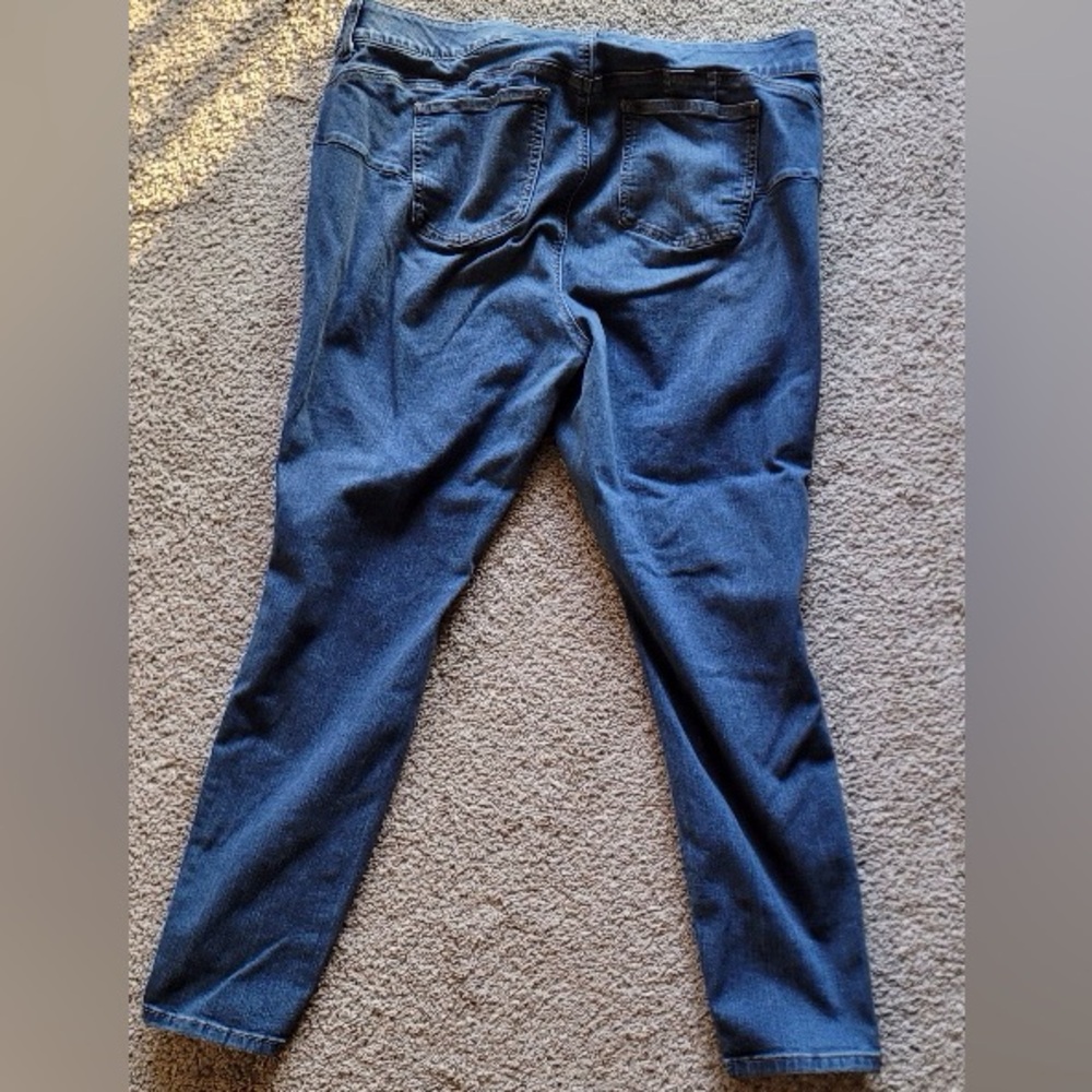 torrid Distressed Dark Blue High-Rise bombshell Skinny Jeans - Picture 11 of 15